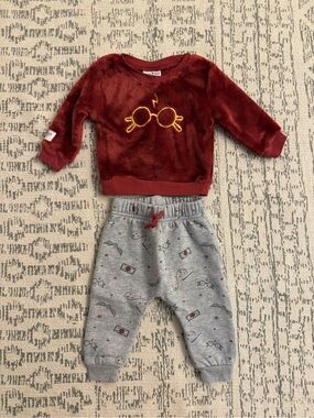 Harry Potter Baby Plush Sweatshirt and Gray Printed Joggers Set